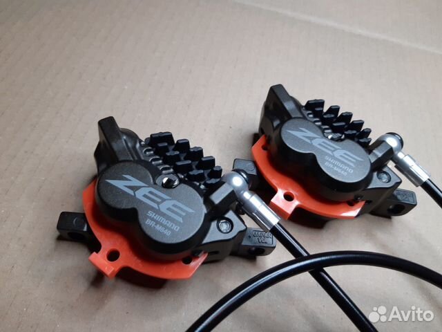 Новые тормоза Shimano Zee BR-M640 (4 поршня)