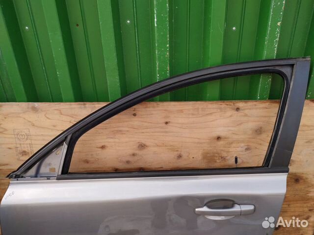 Дверь передняя левая Volvo S40 2008 Дверь передняя левая Volvo S40 2008
