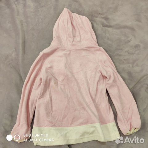 Плюшевая кофта для девочки (рост 116) Плюшевая кофта для девочки (рост 116)