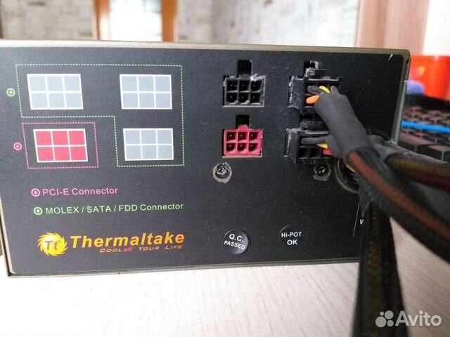 Блок питания thermaltake TR-2 RX-550AL3CC Блок питания thermaltake TR-2 RX-550AL3CC