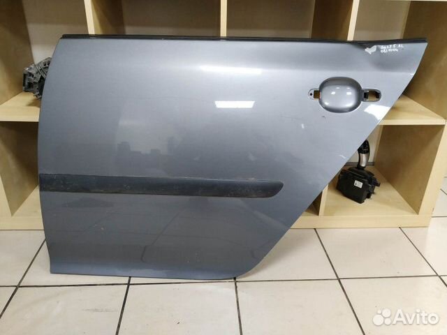 Дверь задняя левая 1K6833105J VW Golf V 2003-2009 Дверь задняя левая 1K6833105J VW Golf V 2003-2009
