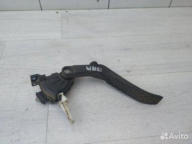 Педаль газа 7L0723507D Audi Q7 (4L) 2005-2015