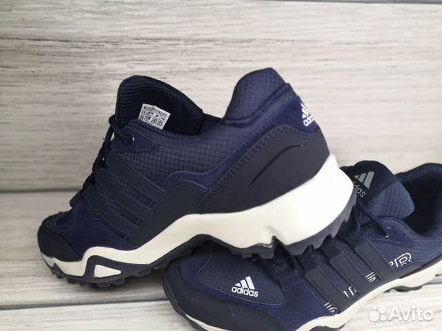 Кроссовки Adidas Gоre-Tex муж, 45 Кроссовки Adidas Gоre-Tex муж, 45