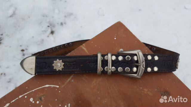 Ремень кожанный на металлических заклепках 102см