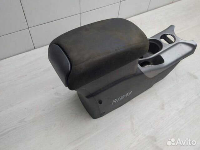 Центральная консоль 8011A165XA Mitsubishi Outlande
