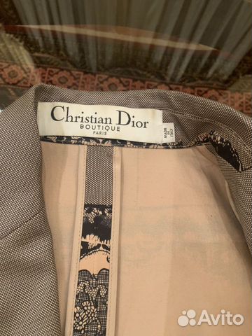 Пиджак Dior очень красивый
