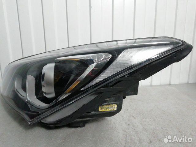 Фара Ксенон передняя левая Hyundai Santa Fe 3