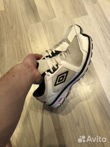 Кроссовки Umbro Кроссовки Umbro