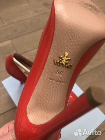 Туфли лодочки Prada 39 оригинал Туфли лодочки Prada 39 оригинал