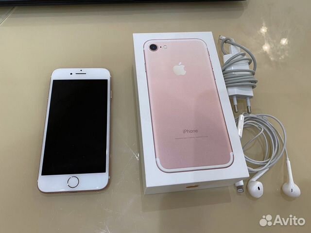 Телефон iPhone 7 Телефон iPhone 7