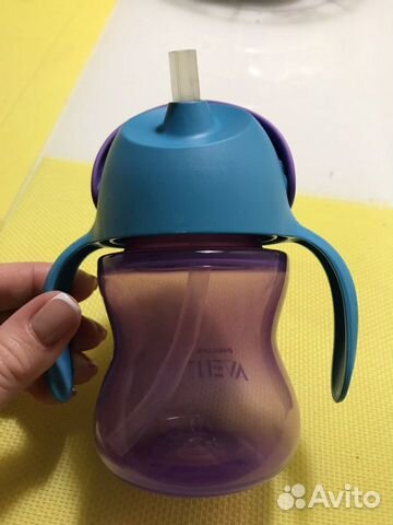 Поильник Philips Avent с трубочкой Поильник Philips Avent с трубочкой
