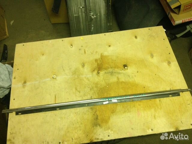 Накладка стекла переднего правого audi A6 C6 4F