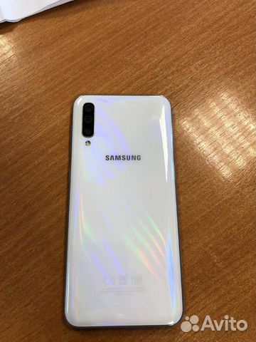 SAMSUNG A 50