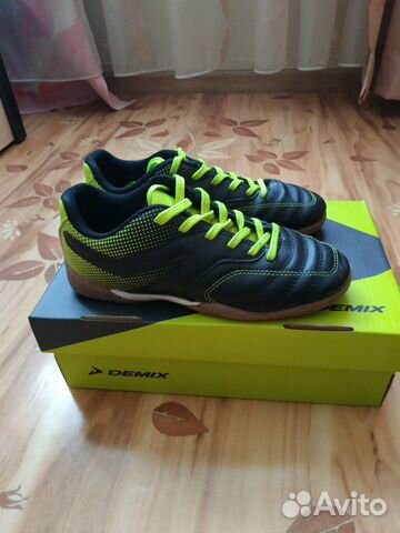 Бутсы для зала Demix 33р