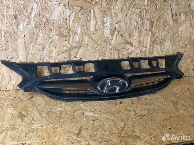 Решетка радиатора Hyundai Solaris 1 SB G4FA 2011 Решетка радиатора Hyundai Solaris 1 SB G4FA 2011