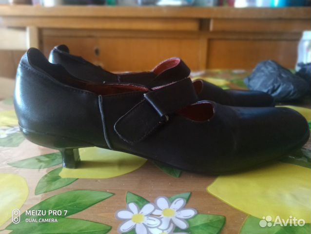Туфли Mott черные кожаные, 38 Туфли Mott черные кожаные, 38