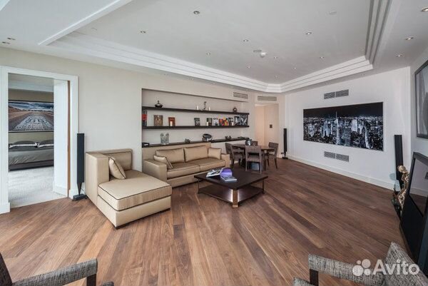 2-к квартира, 127.7 м², 49/97 эт.