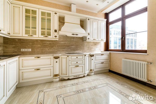 3-к квартира, 140.8 м², 3/10 эт.