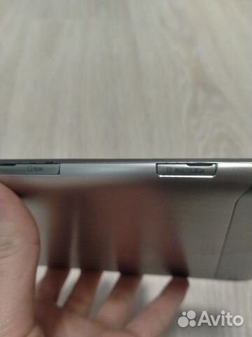 Огромный планшет SAMSUNG Galaxy Tab Огромный планшет SAMSUNG Galaxy Tab