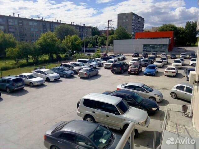 Помещение свободного назначения, 820.9 м² Лично