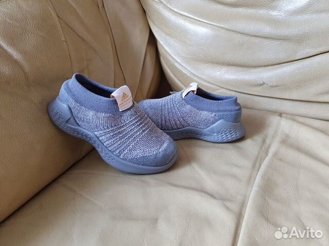 Кроссовки Adidas новые детские 25.5 р Кроссовки Adidas новые детские 25.5 р