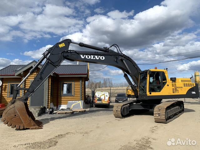 Гусеничный экскаватор Volvo EC360 Гусеничный экскаватор Volvo EC360