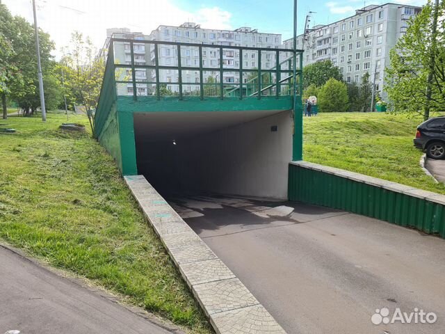 Машиноместо, 15 м² Машиноместо, 15 м²