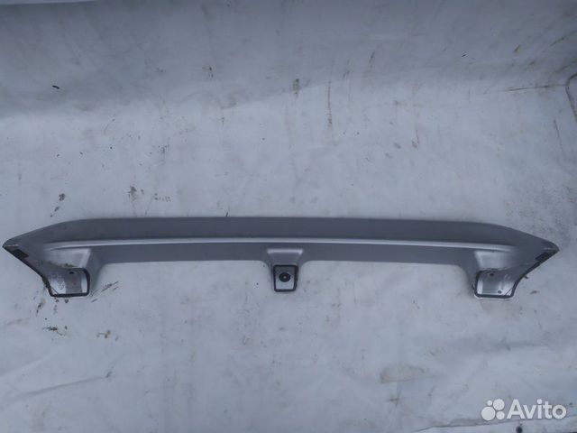 Спойлер задний верхний Mitsubishi Pajero 3 V78W