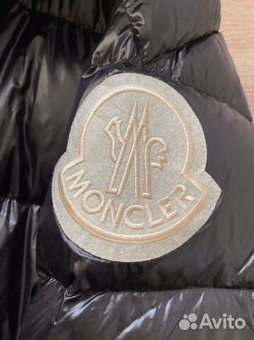 Новый пуховик moncler dervaux Новый пуховик moncler dervaux