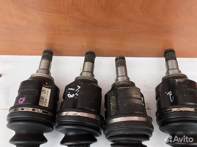 Привод левый Тойота Авенсис 03-08г 1.8л АКПП