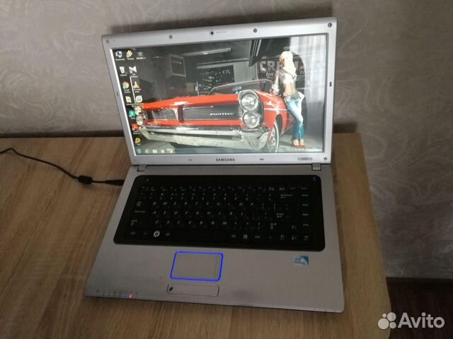 Мощный ноутбук Samsung R520 с ярким экраном, 4 Гб Мощный ноутбук Samsung R520 с ярким экраном, 4 Гб