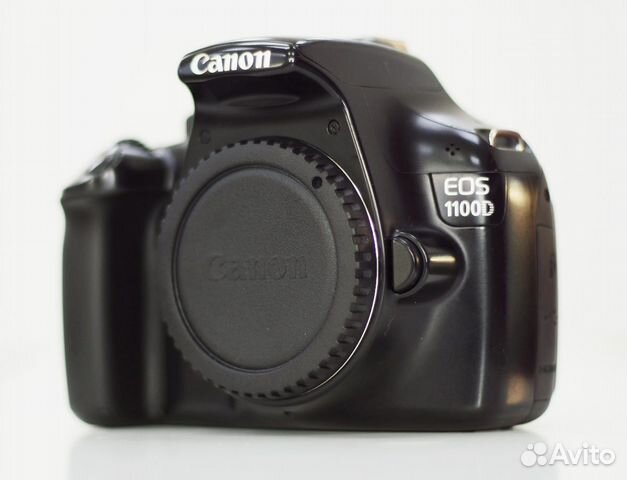 Зеркальная фотокамера фотоаппарат Canon 1100D Зеркальная фотокамера фотоаппарат Canon 1100D