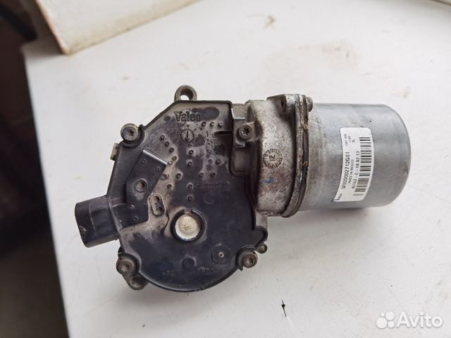 Моторчик привода стеклоочистелей Cadillac Escalade