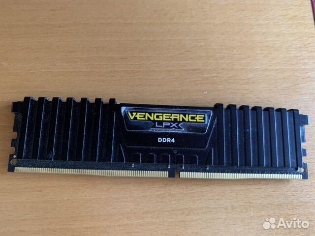 Corsair Vengeance LPX DDR4 2400 MHz 8Gb Corsair Vengeance LPX DDR4 2400 MHz 8Gb