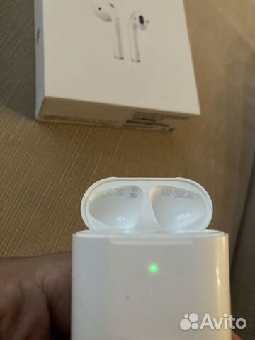 Продам AirPods2 оригинал на гарантии