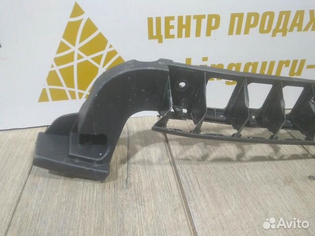 Кронштейн заднего бампера правый бу Skoda Octavia