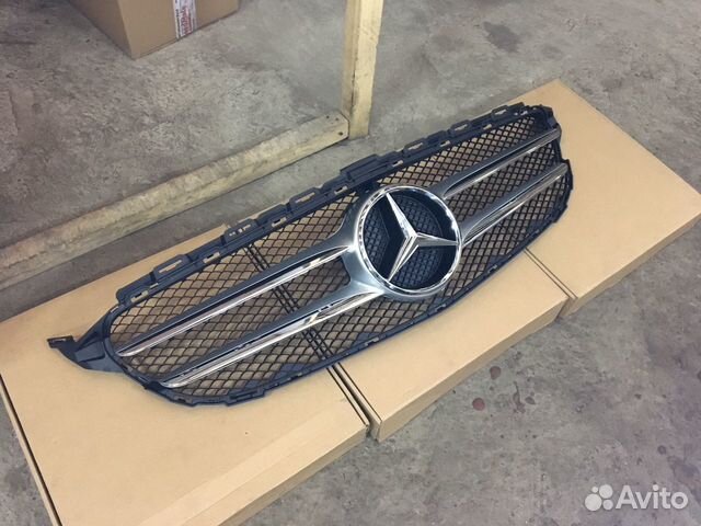 Решетка радиатора Mercedes W205 AMG Новая Решетка радиатора Mercedes W205 AMG Новая