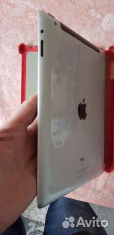 iPad 2. 64 гб. 3 G. в идеальном состоянии + подаро