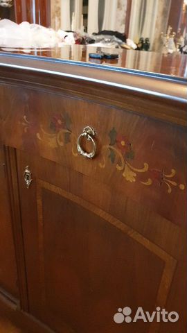 Буфет (комод) под посуду