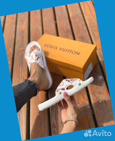 Сланцы Louis Vuitton Сланцы Louis Vuitton