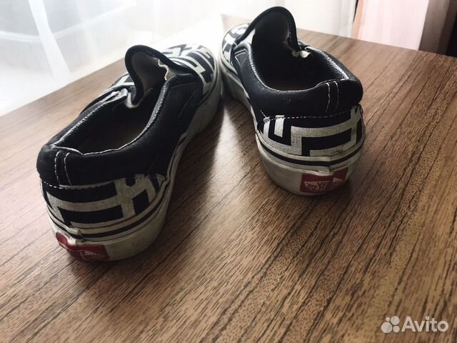 Слипоны, кеды Vans