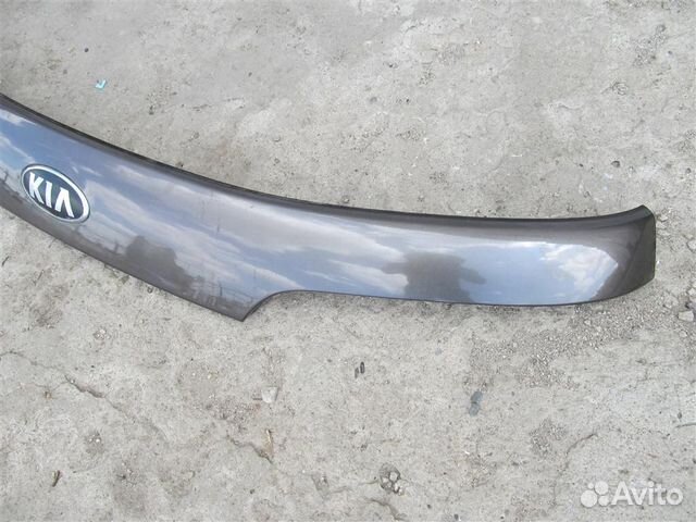 Накладка двери багажника Kia Sorento XM c 2009 Накладка двери багажника Kia Sorento XM c 2009