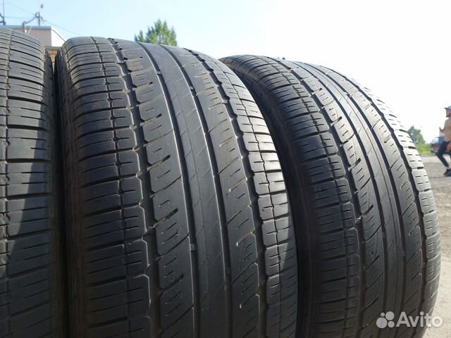 235 65 17 Kumho Solus KL21 1FES