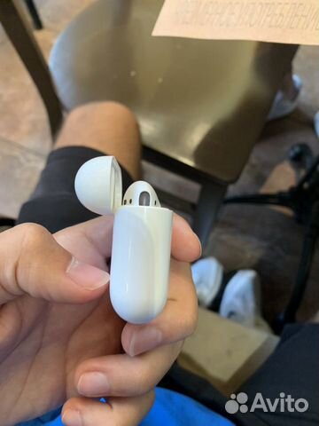 AirPods AirPods