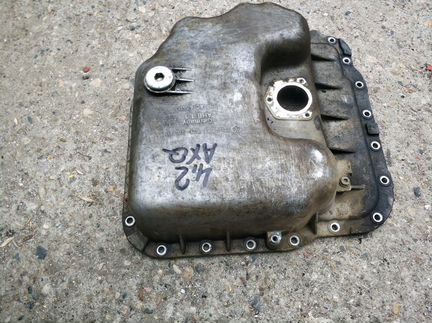 Поддон двигателя 4.2 бензин AXQ VW Туарег