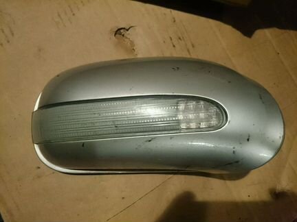 Корпус зеркала правого Mercedes S 220