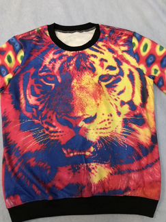 Свитшот с тигром новый