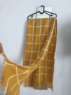 Жёлтый шарф H&M