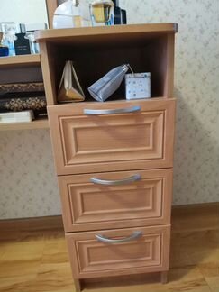 Туалетный столик с зеркалом