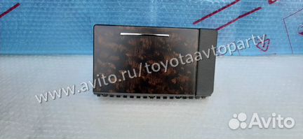 Подстаканник Toyota Land Cruiser 200 2008-2015 NEW